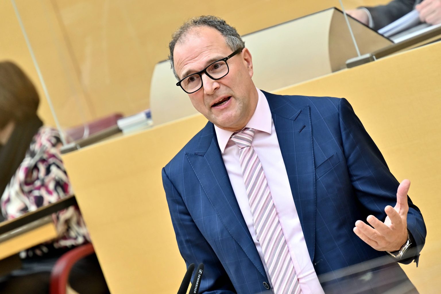 TV-Richter Alexander Holt ist an Krebs erkrankt – Ihm steht „herausfordernde“ OP bevor