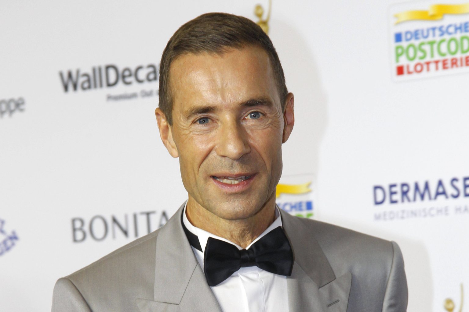 Kai Pflaume: TV-Moderator meldet sich aus Notaufnahme