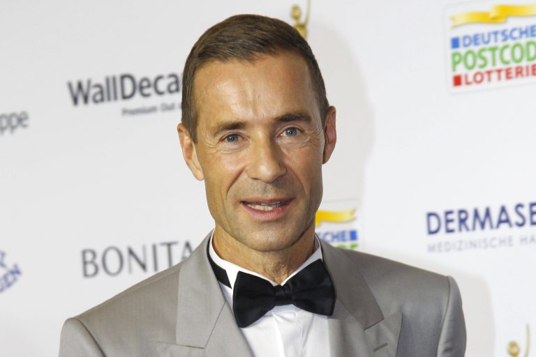 Kai Pflaume: TV-Moderator meldet sich aus Notaufnahme
