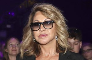Nach Gehirn-OP: Carmen Geiss meldet sich aus dem Krankenhaus