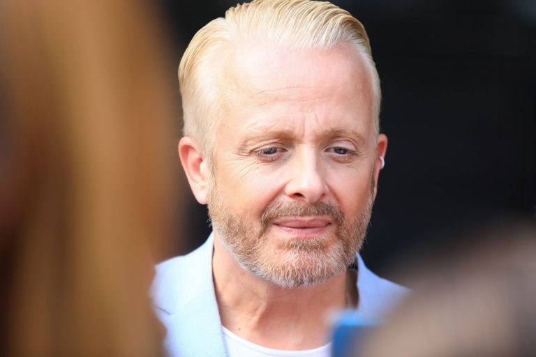 “Leb wohl”: Ross Antony teilt traurige Nachrichten mit seinen Fans