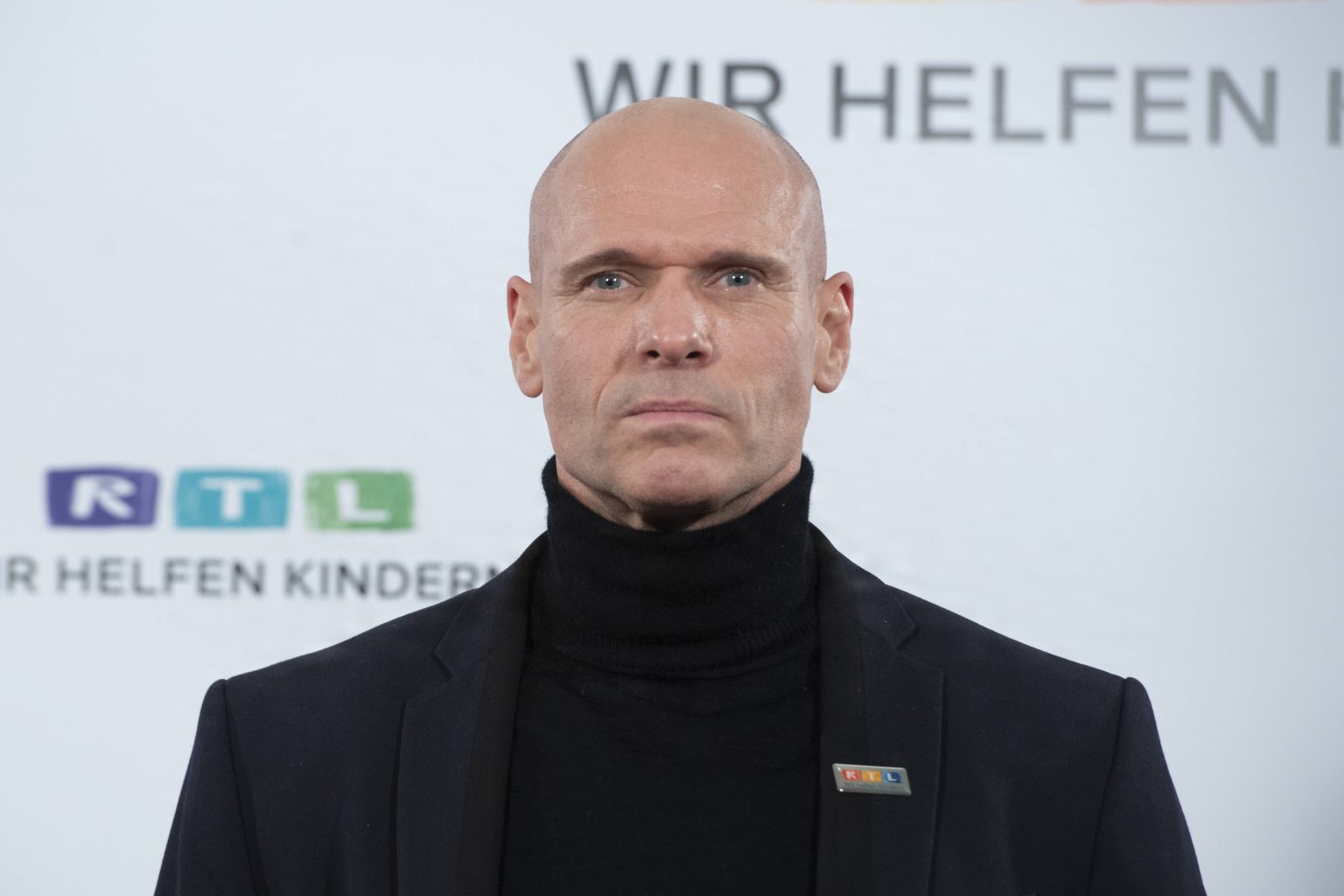 Dschungelcamp: Thorsten Legat hinterlässt verdächtige Zeichen im Sand – Schock bei den Promis