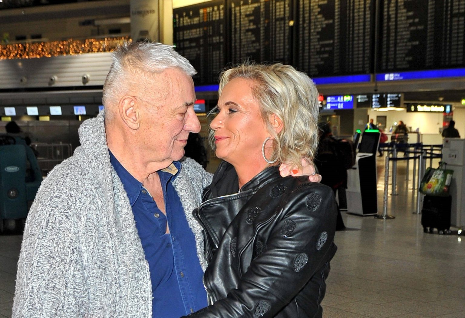 “Schwierigste Bedingungen”: Heinz Hoenigs Ehefrau teilt emotionalen Post