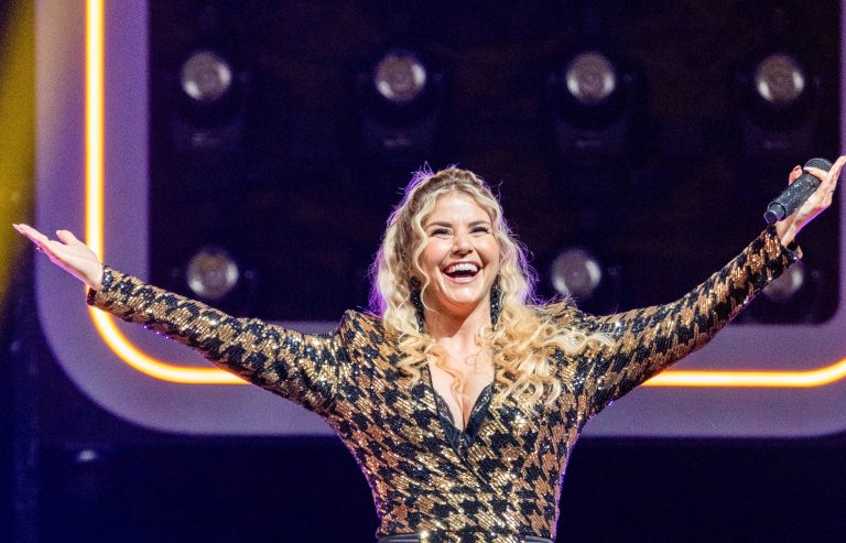 Beatrice Egli auf Tour 2026: So teuer sind die Tickets