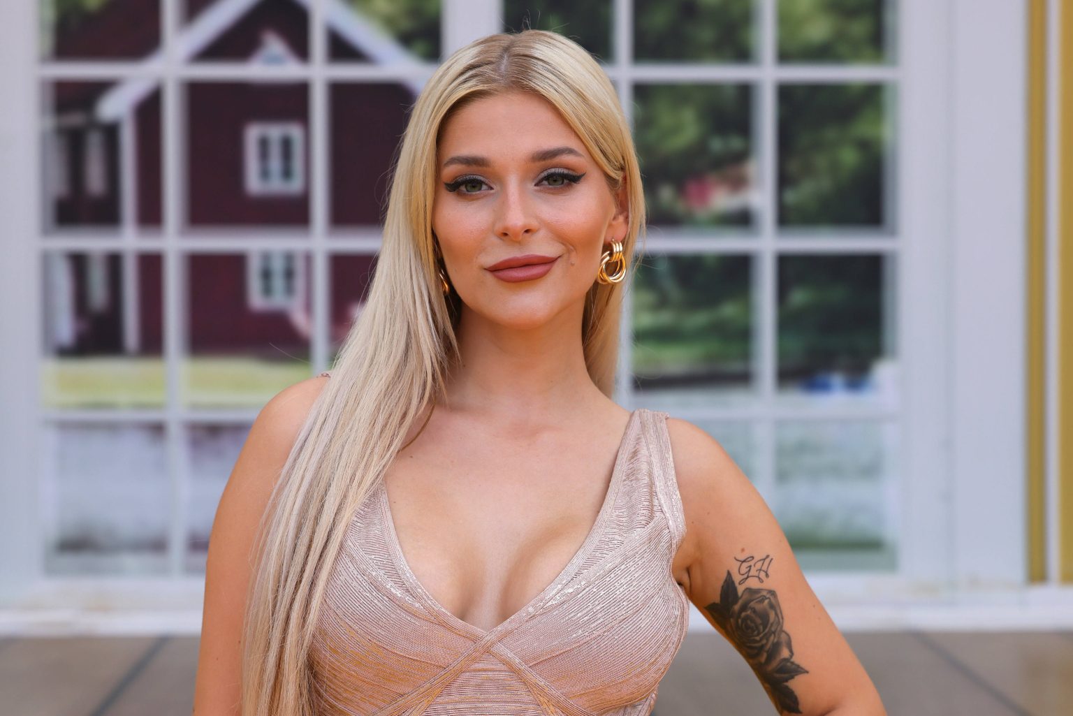 Marie Reim posiert im freizügigen Leder-Outfit – Fans vergleichen sie mit Mama Michelle