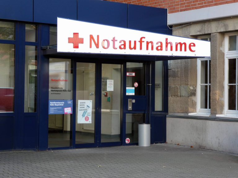 Schlagerstar nach Unfall im Krankenhaus – jetzt herrscht traurige Gewissheit