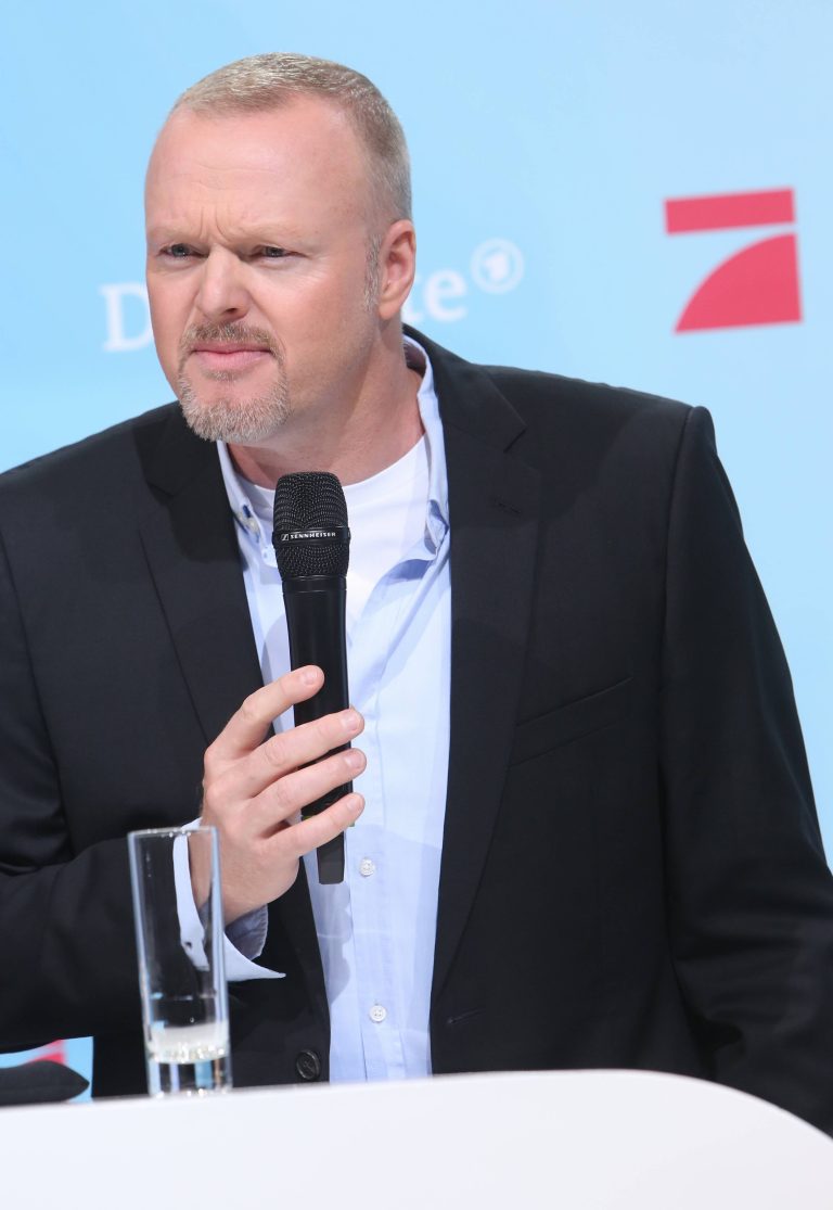 „Lasst es einfach“: Fans zerreißen Raabs neue Show mit Elton