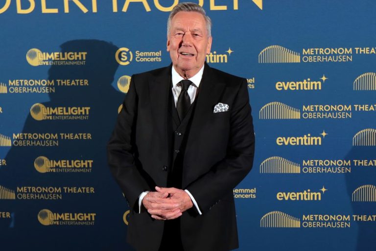 Roland Kaiser und andere Stars beim “Geist der Weihnacht”
