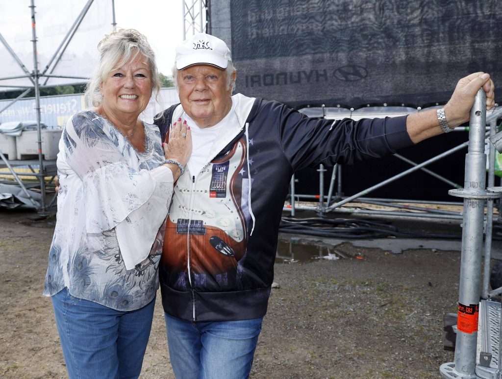Graham Bonney mit Ehefrau Iris beim Open Air Schlager Olymp 2024