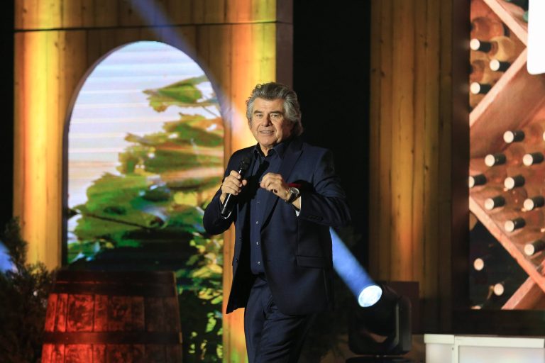 Andy Borg entreißt Gast beim “Schlager-Spaß” das Mikrofon