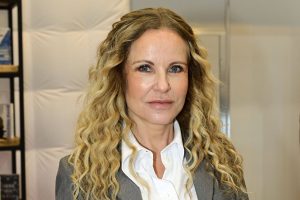 Fans in Sorge: Katja Burkard meldet sich aus dem Krankenhaus