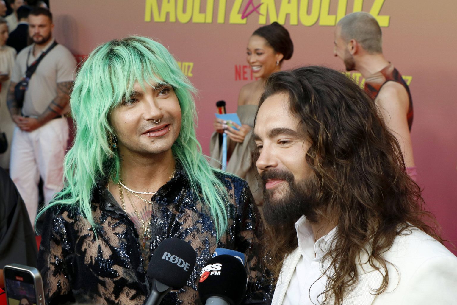 Kaulitz-Brüder machen es offiziell: “Gib den Leuten, was sie wollen!”