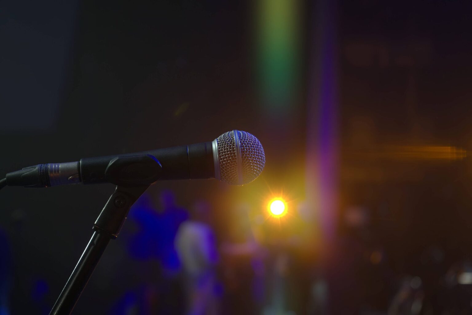 Große Bestürzung: Deutsche Sängerin verliert ihre Stimme – kein Comeback möglich