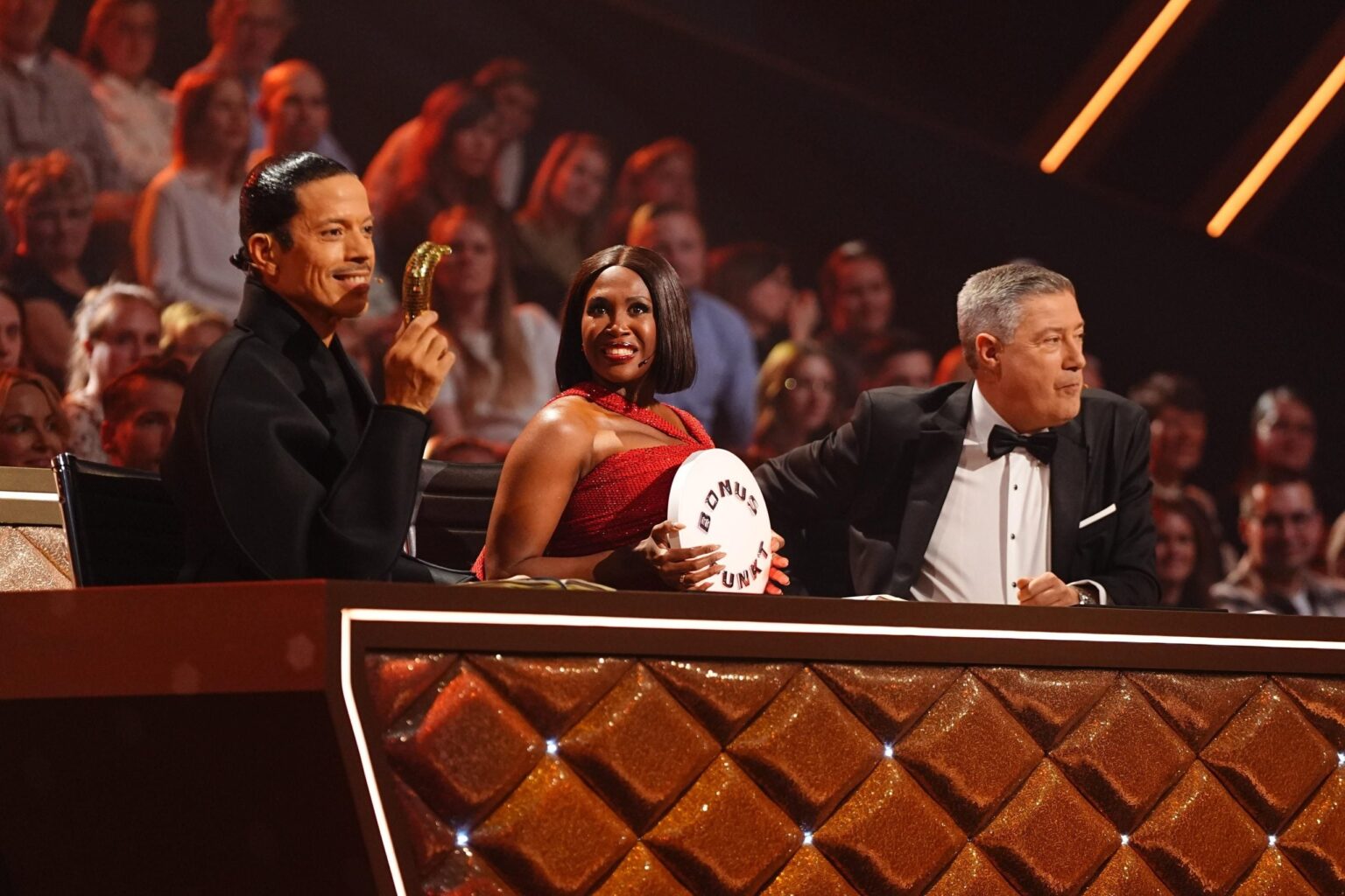 „Let’s Dance“-Fans toben vor Wut: Beliebte Tanzshow muss plötzlich weichen