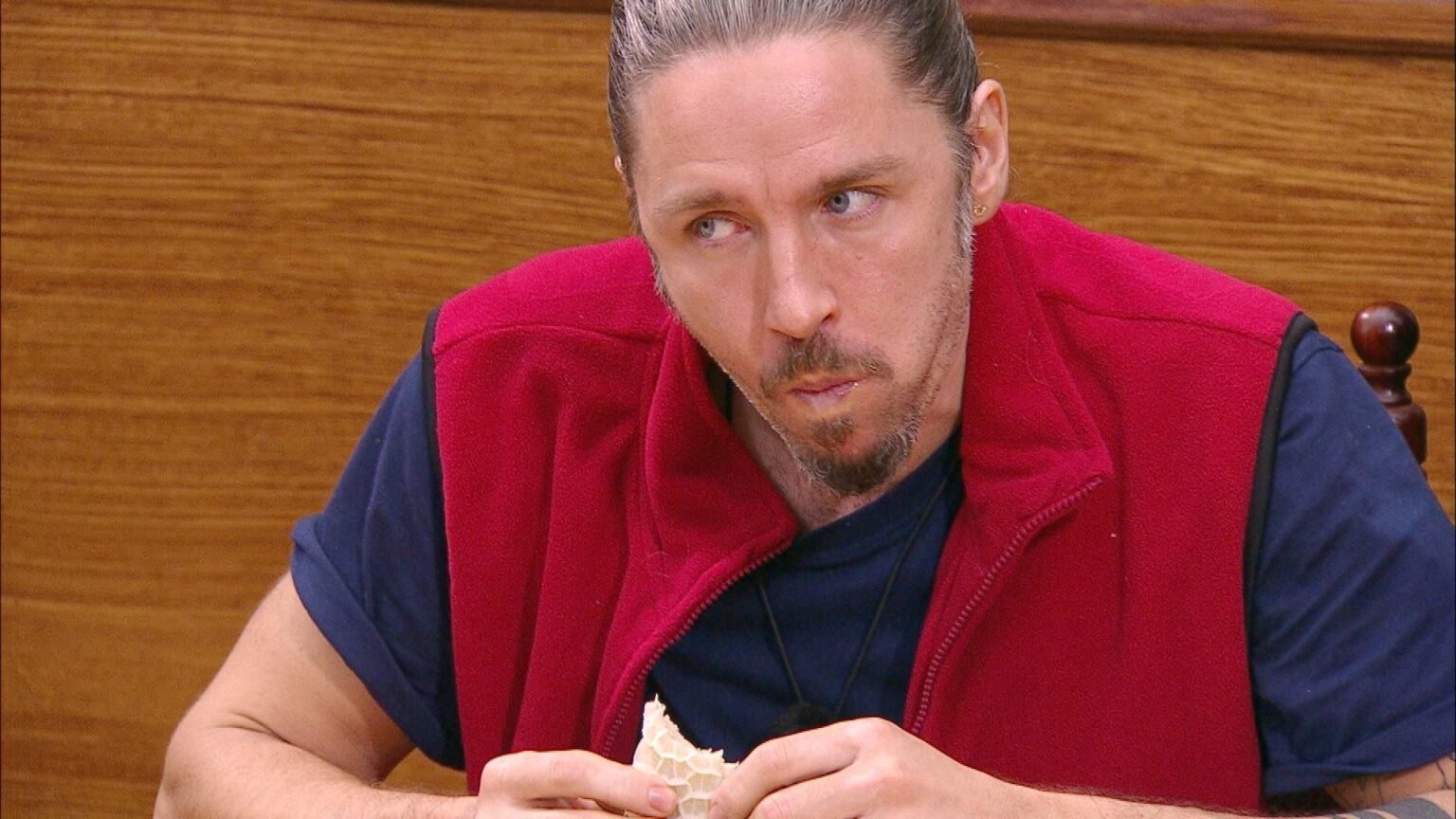 „Auch das ist gelogen“: Ex-Dschungelcamp-Star rechnet nach dem ersten Tag gnadenlos mit Gil Ofarim ab