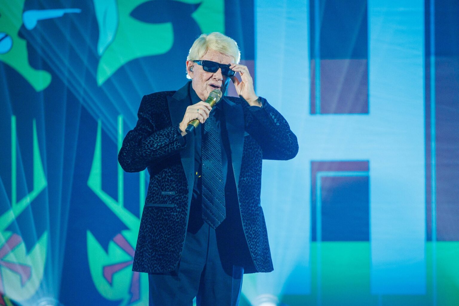 Schweigen gebrochen: Jetzt spricht Heino plötzlich über sein uneheliches Kind