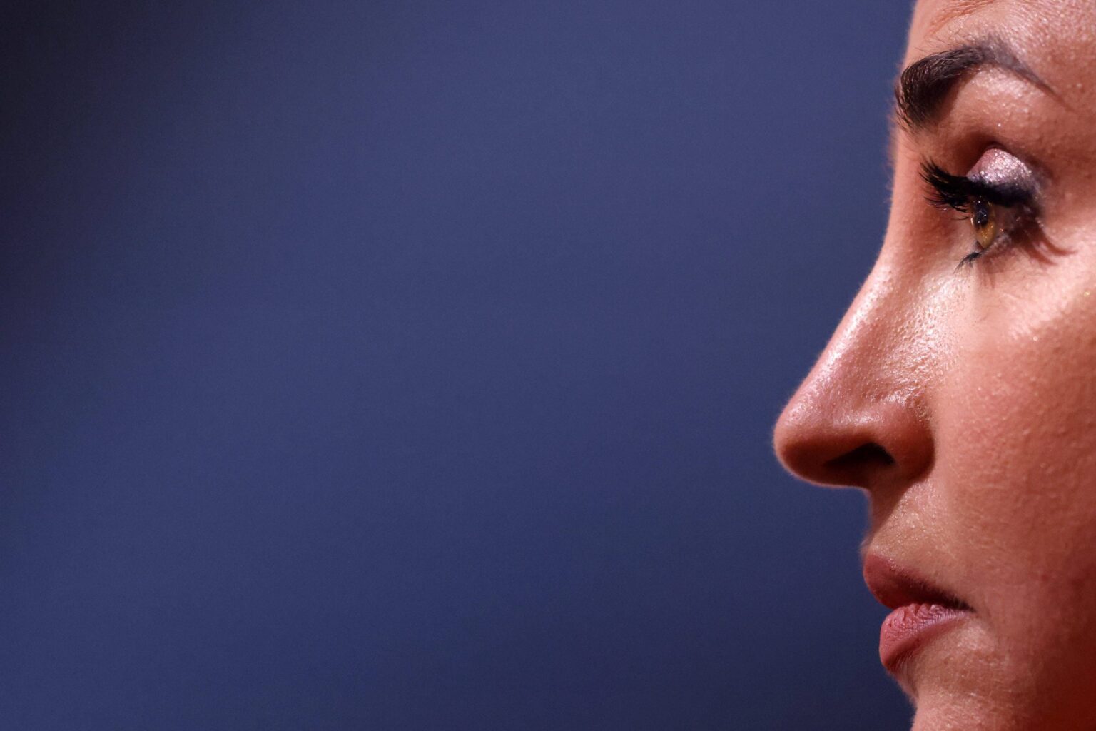 Nach Eingriff im Gesicht: Ekaterina Leonova teilt beängstigenden Befund