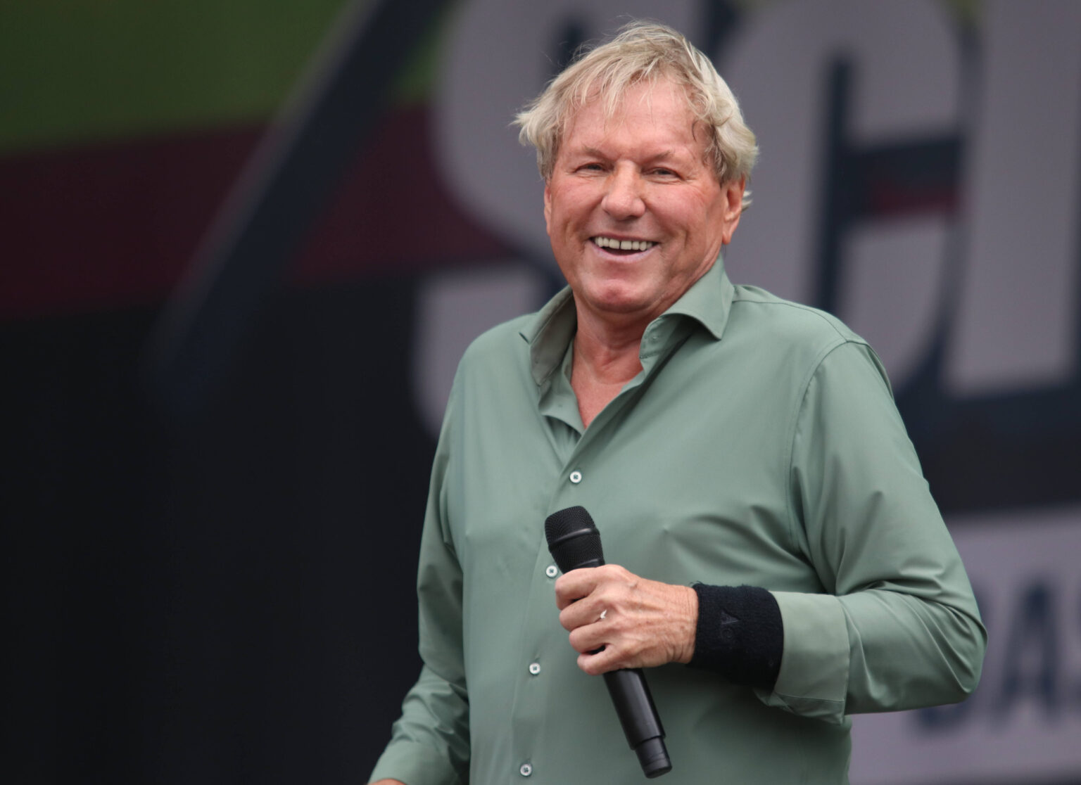 Schlagersänger Bernhard Brink beim SchlagerOlymp am 31.05.2025 in Berlin