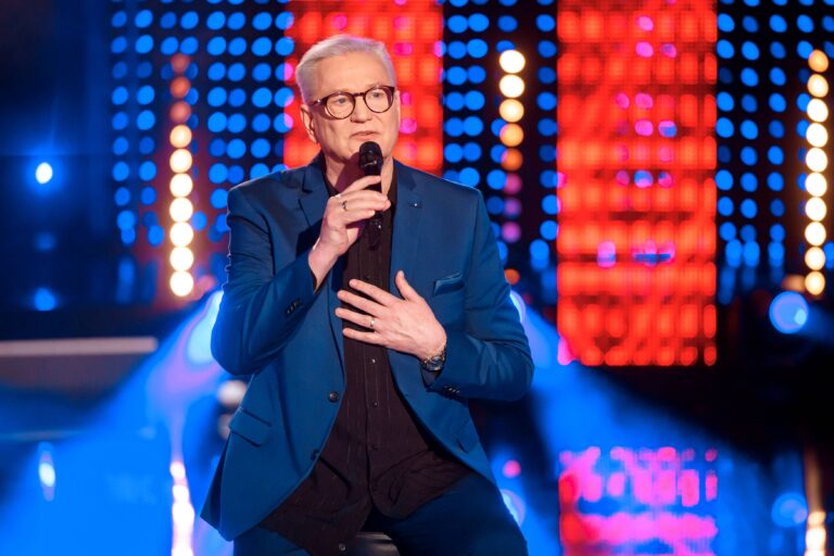 Schlagersänger Gerd Christian auf der Bühne bei MDR Meine Schlagerwelt, Leipzig, Februar 2019