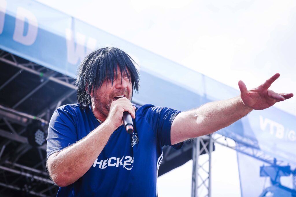 Ikke Hüftgold alias Matthias Distel beim Mallorca Sommer Festival 2024 in Bruckmühl