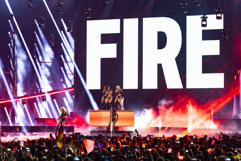 Sarah Engels singt „Fire" beim ESC Grand Final 2026 in Wien