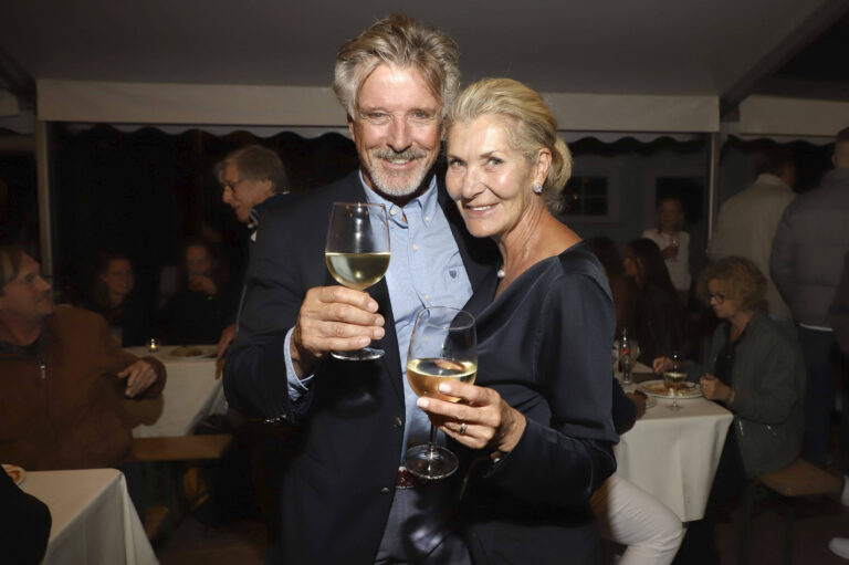Nick Wilder und Christine Mayn bei der Winnetou II-Premiere der Karl-May-Spiele in Bad Segeberg