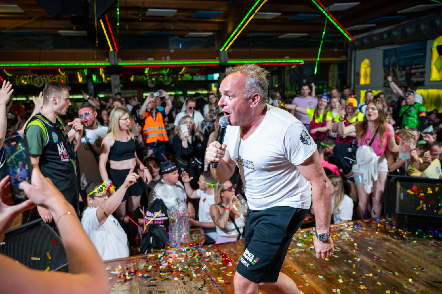 Tim Toupet bei einem Auftritt im Bierkönig auf Mallorca