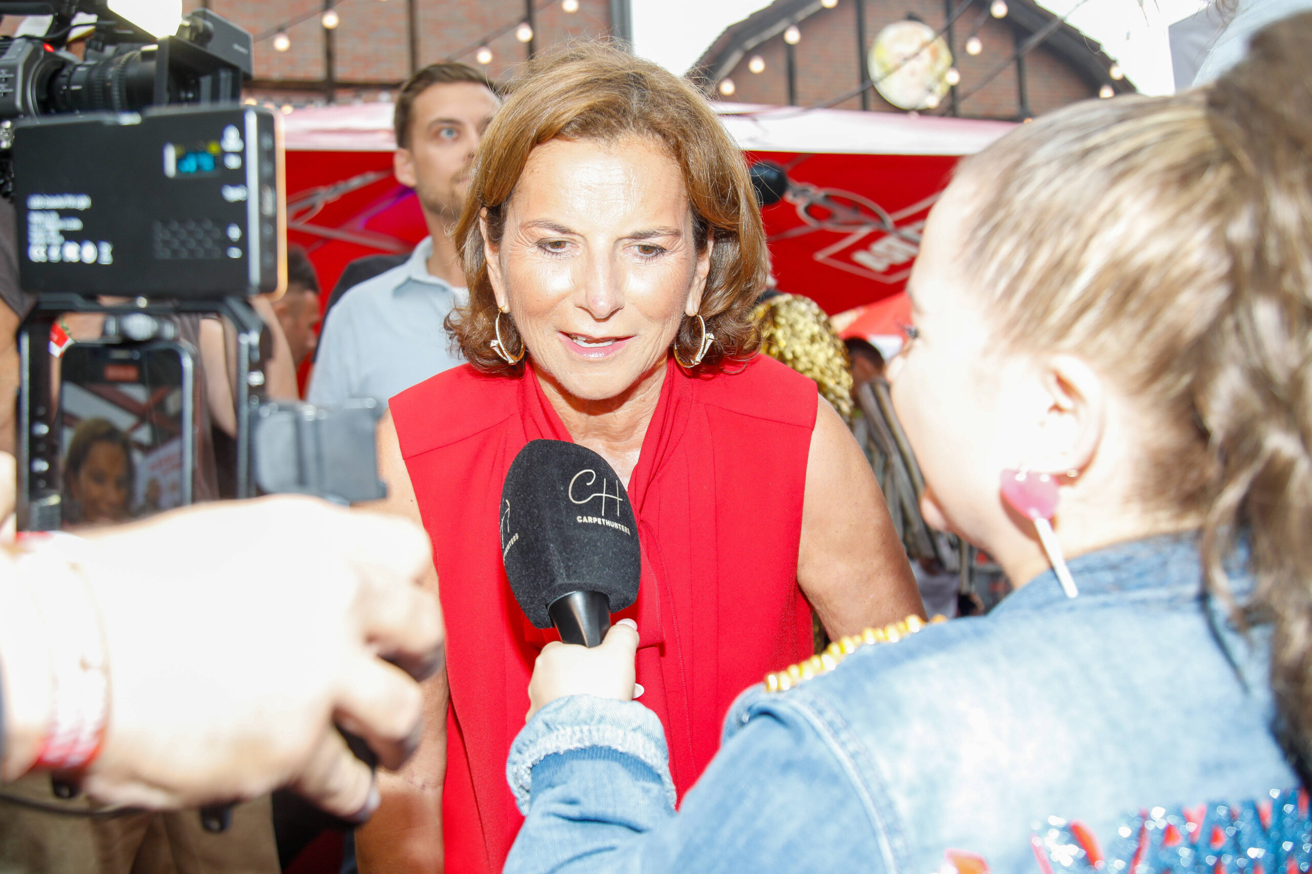 Claudia Obert bei einer Sommerparty in Hamburg