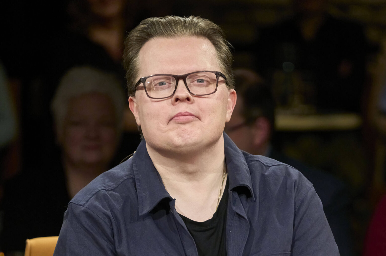 Angelo Kelly bei einer TV-Aufzeichnung Anfang 2026 mit kurzem Haarschnitt und neuem Look