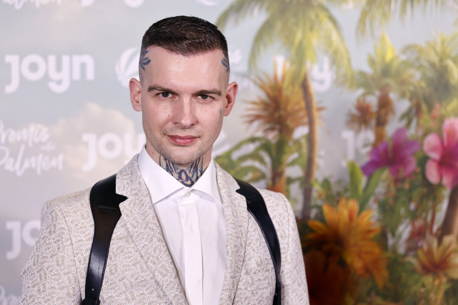 Eric Stehfest bei einer Filmpremiere in Köln