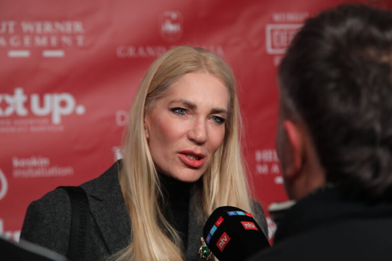 Sarah Kern bei der Premiere der RTL-Dokuserie Heino in Kitzbühel