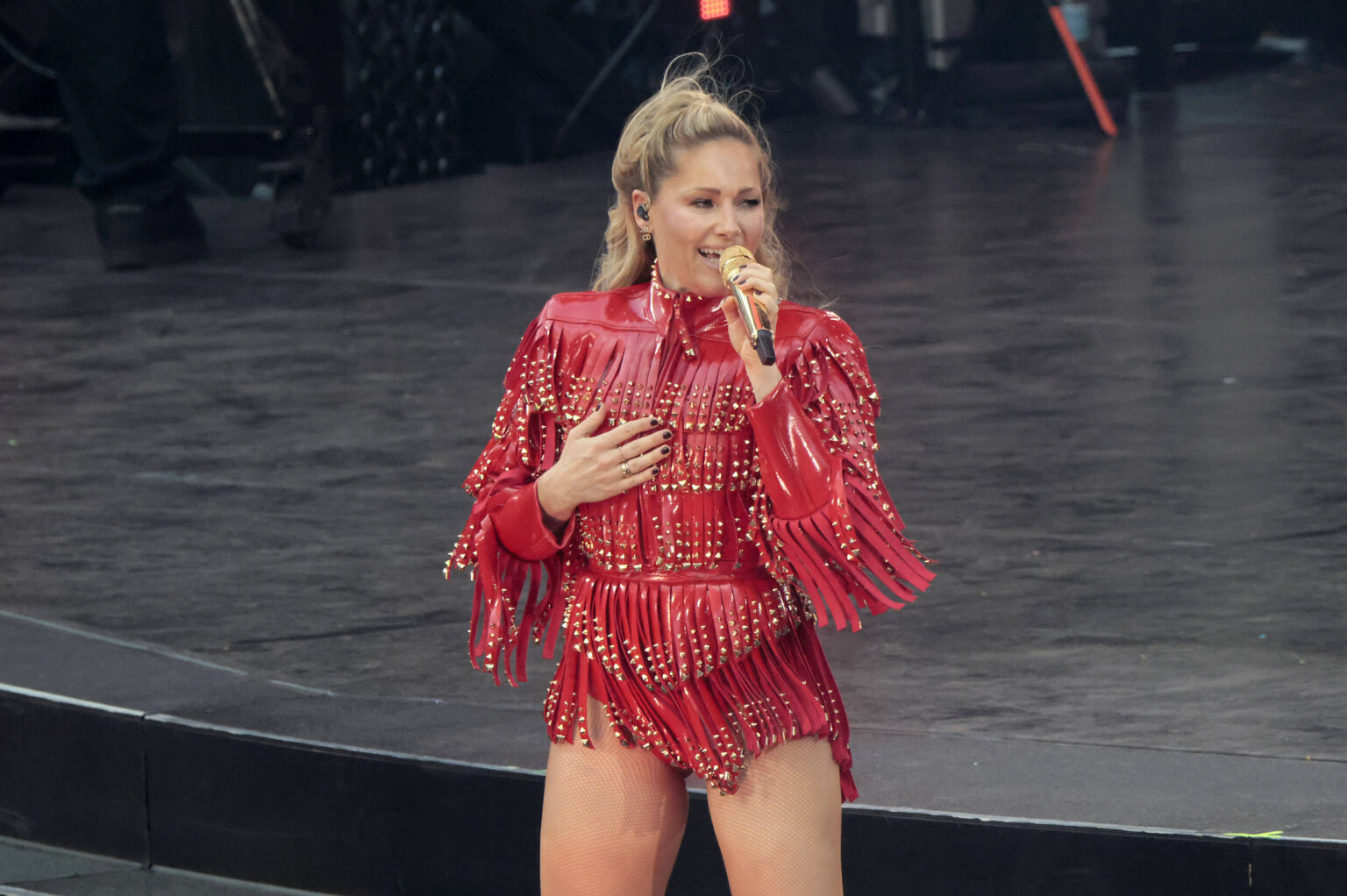 Helene Fischer: Wieder DAS Kostüm – dann greift jemand ein