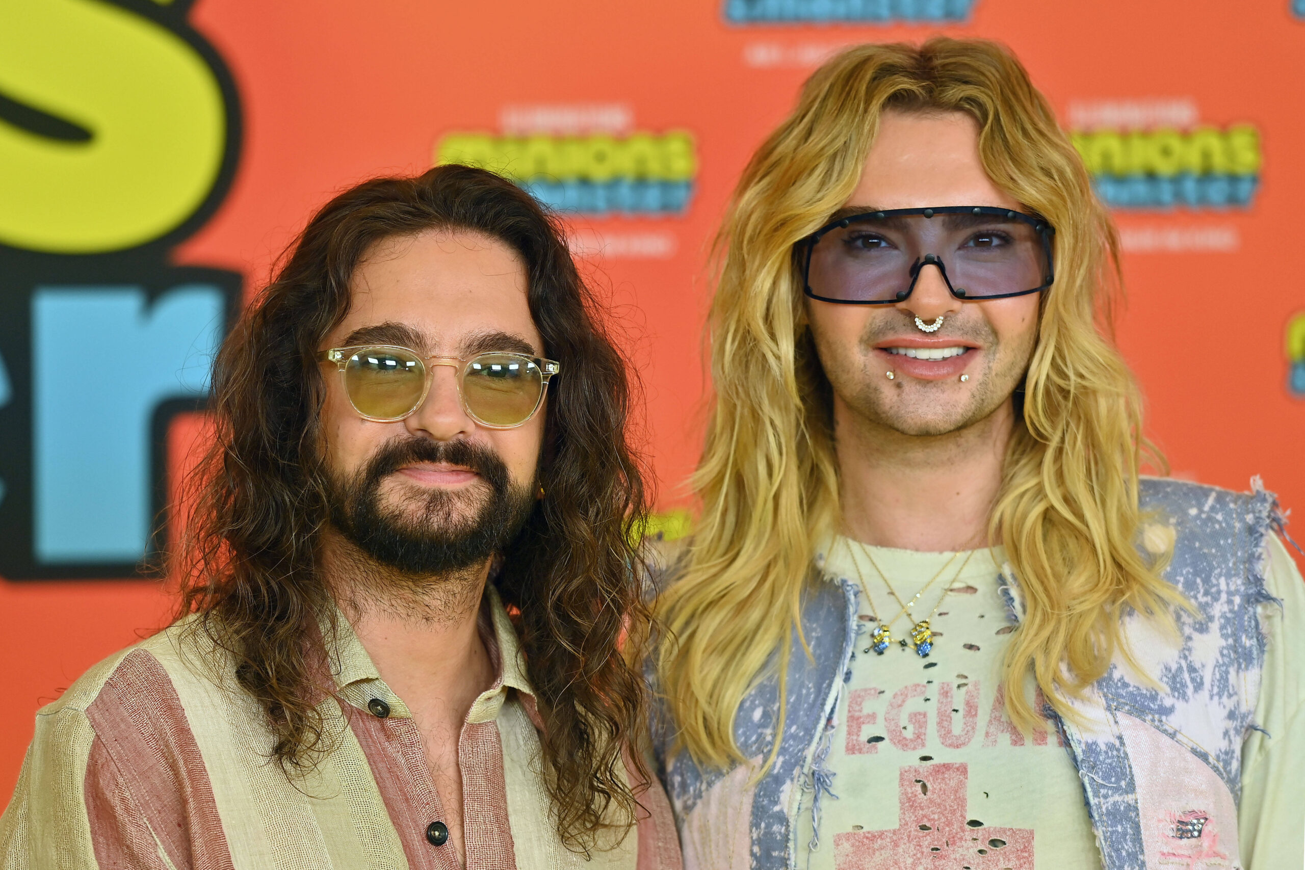 Bill und Tom Kaulitz bei der Minions-Premiere in München