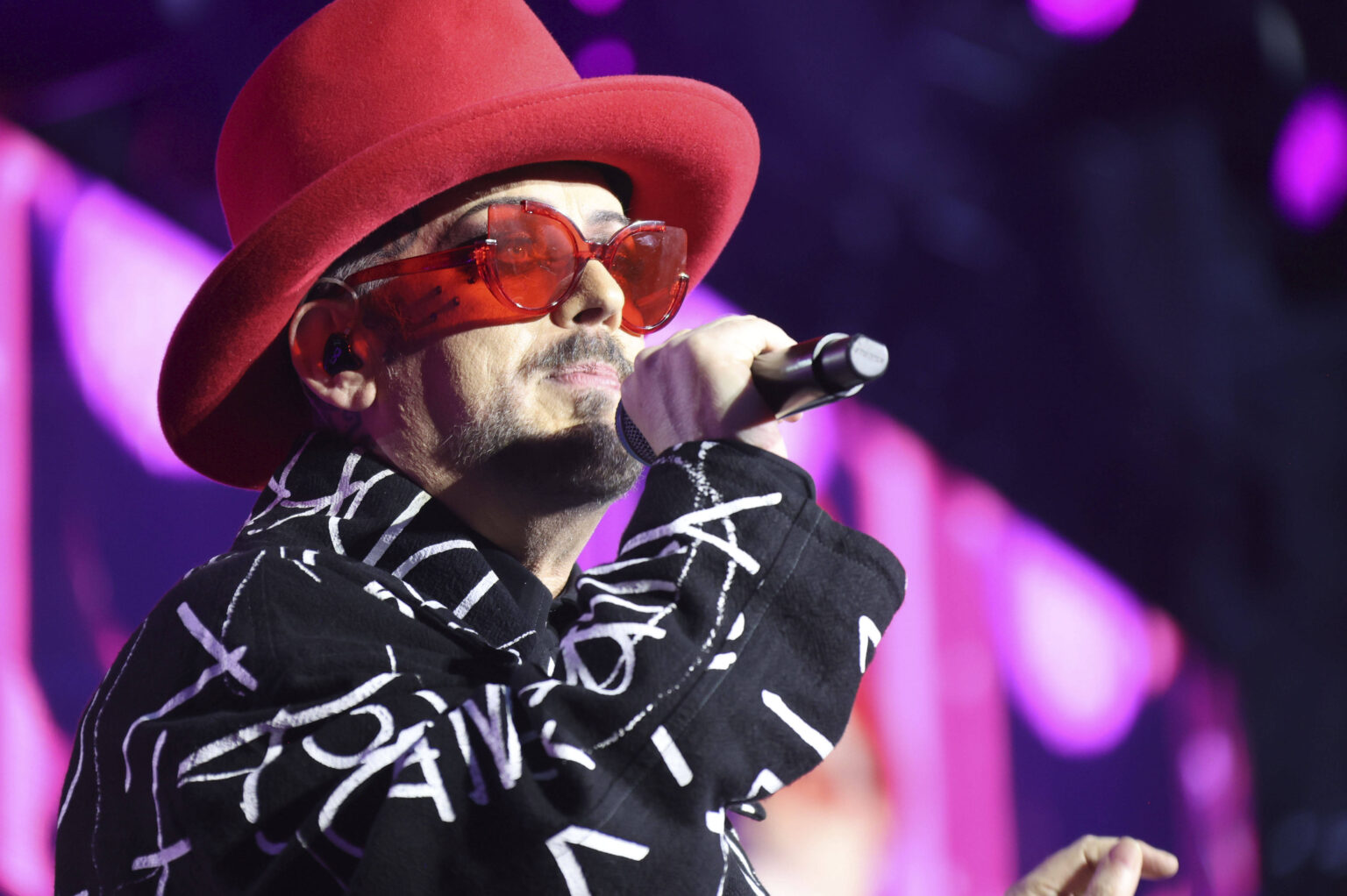 Boy George bei einem Live-Auftritt 2026 in Hamburg