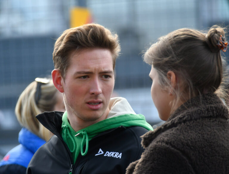 David Schumacher und seine Frau Vivien Keszthelyi bei einem DTM-Rennen auf dem Hockenheimring