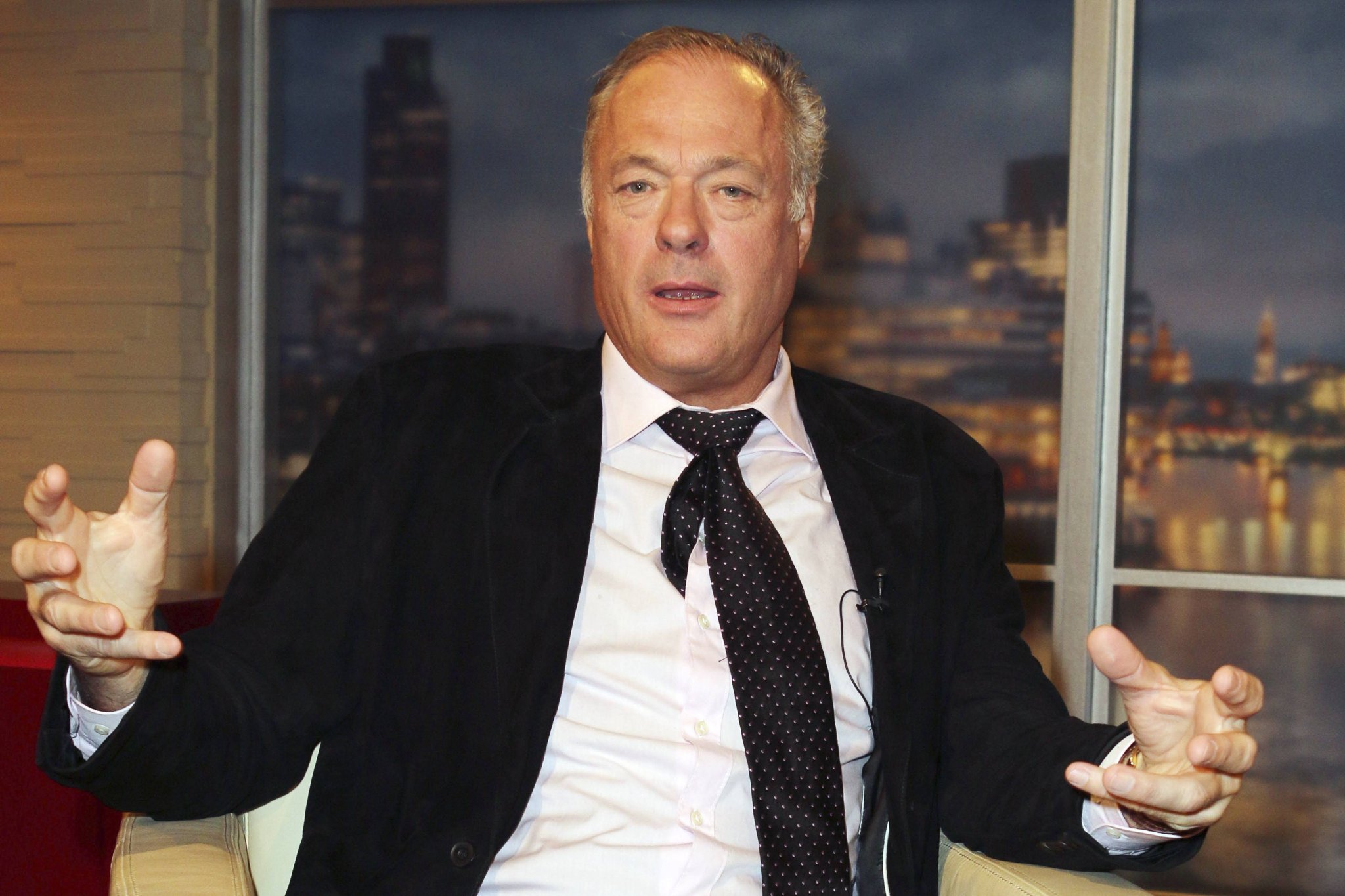 Ronald B. Schill als Gast in der ARD-Talkshow „Menschen bei Maischberger“ im Dezember 2014