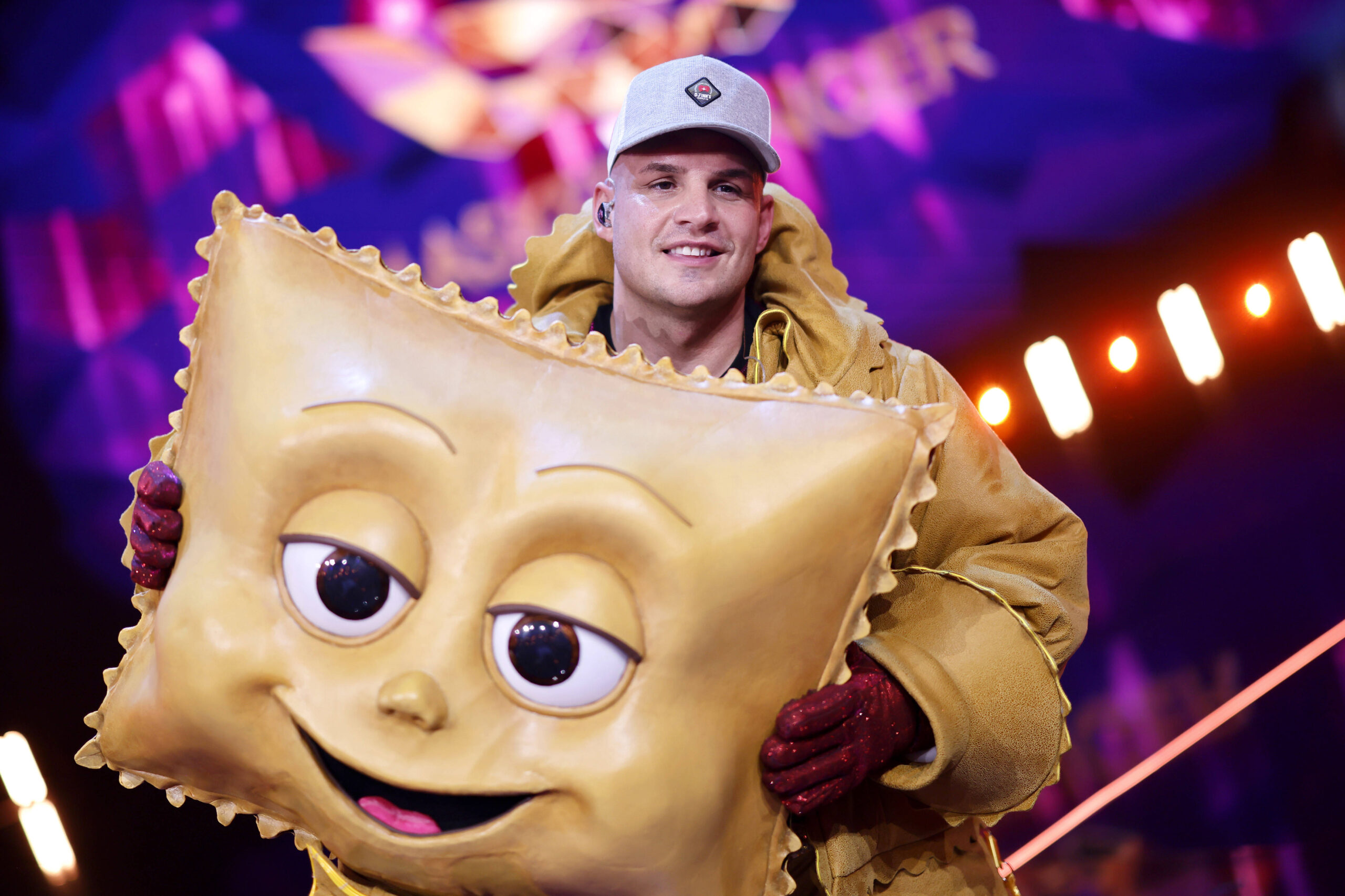 Pietro Lombardi als Maske Rave-Ioli bei The Masked Singer
