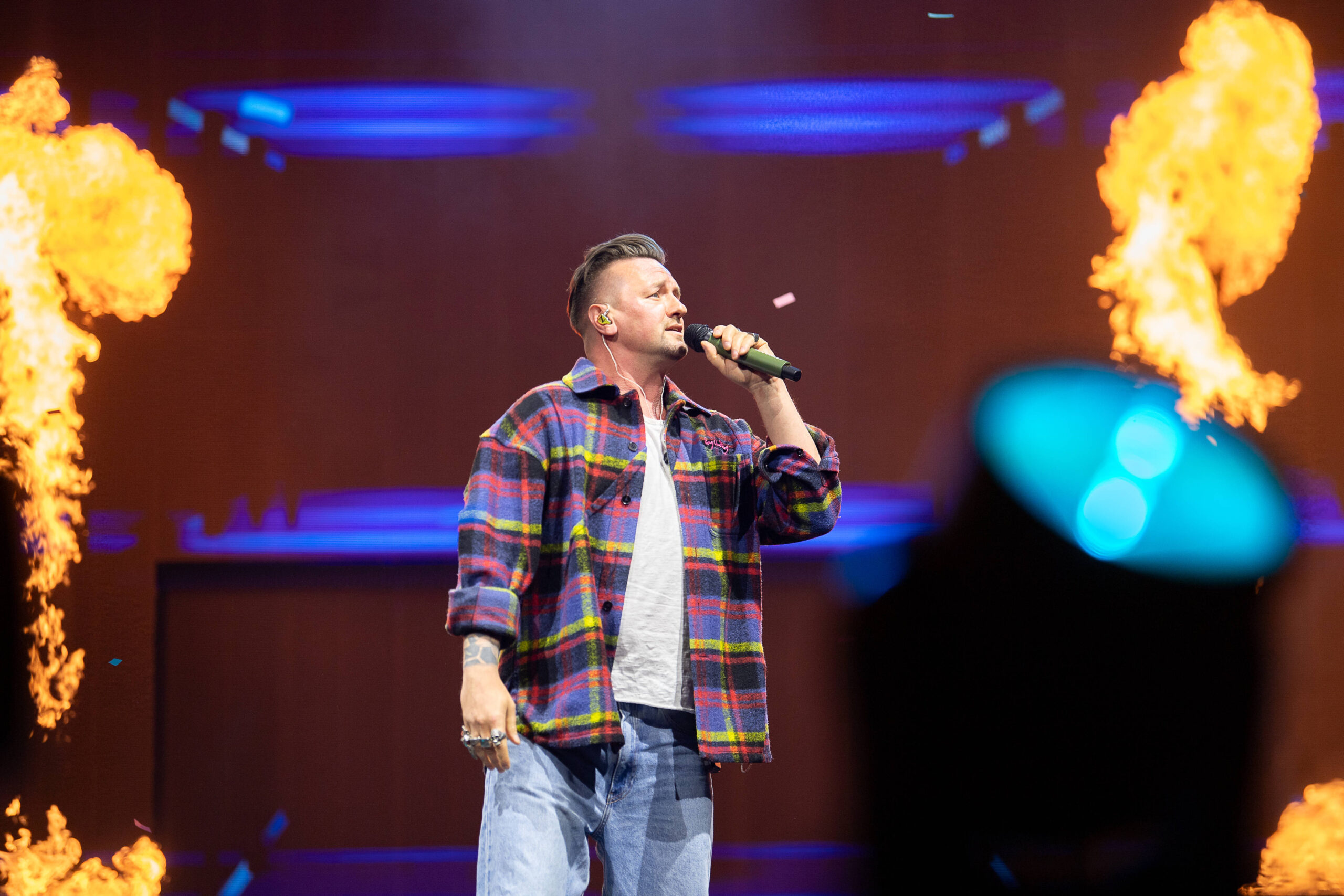 Ben Zucker performt live bei der Schlagernacht des Jahres in Köln