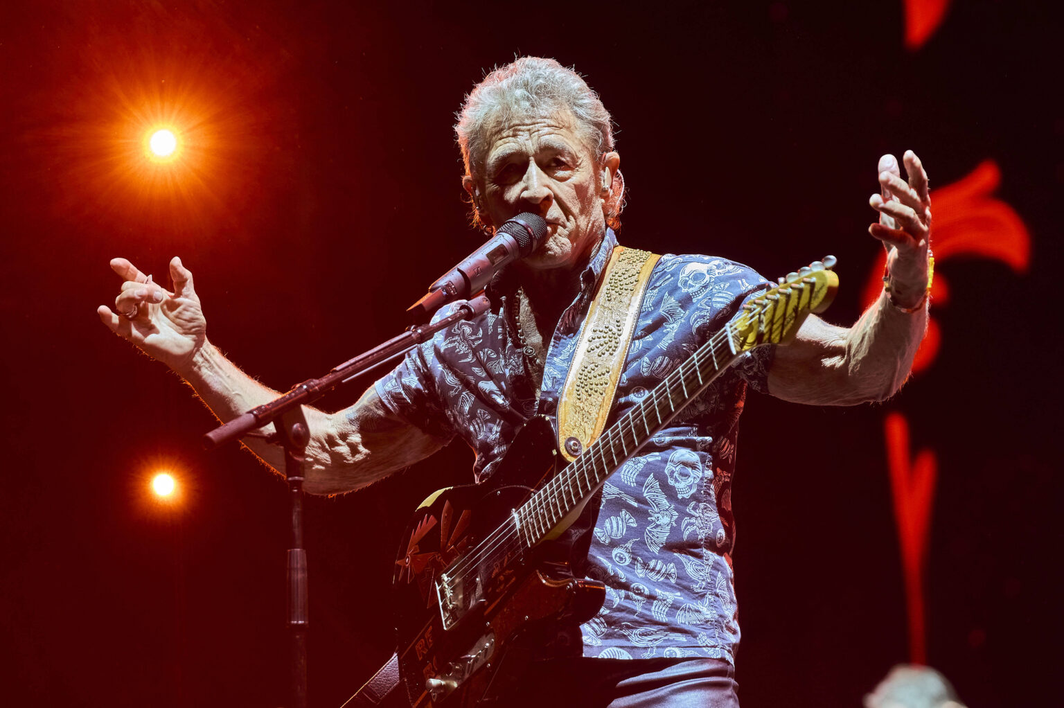 Peter Maffay singt bei einem Konzert 2026