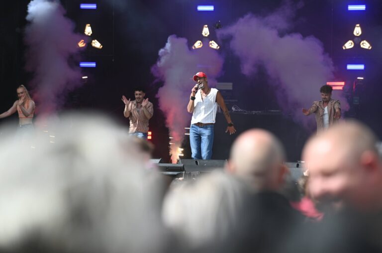 Mark Medlock singt bei der Inselfieber-SchlagerParty in Oberhausen 2026