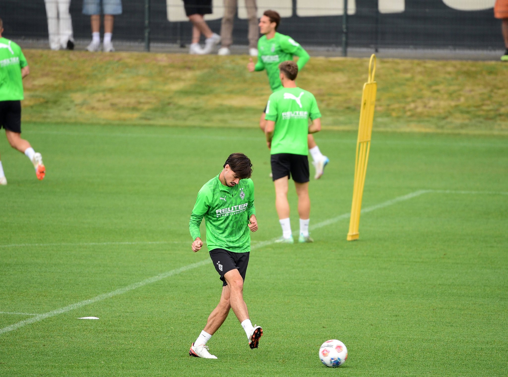 Julian Weigl beim Training von Borussia Mönchengladbach im August 2025
