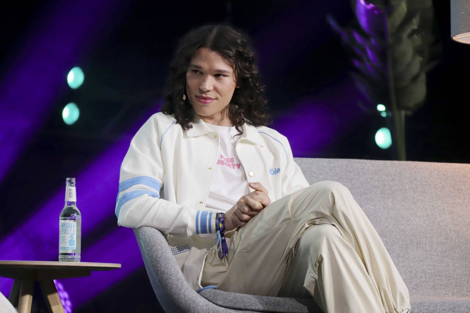 Helge Mark Lodder auf der Bühne beim OMR Festival in Hamburg