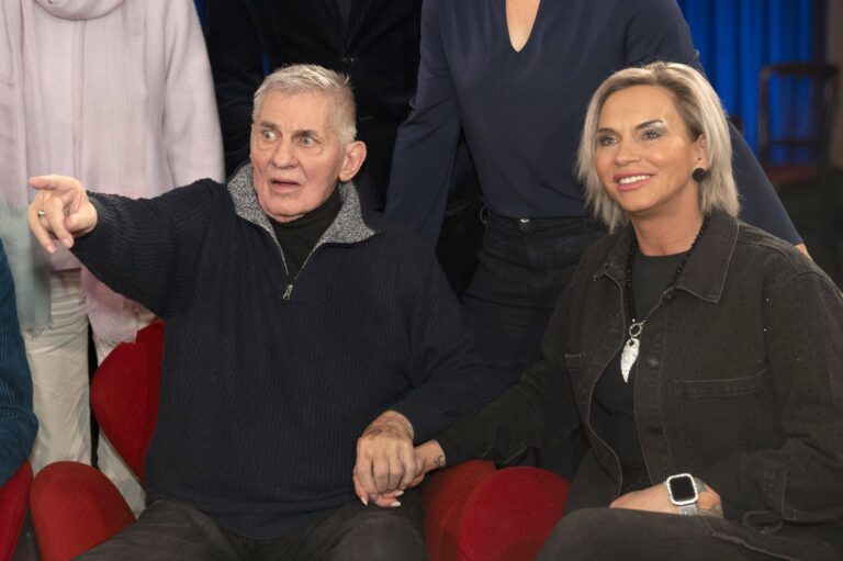 Heinz Hoenig und Ehefrau Annika Kärsten-Hoenig gemeinsam in der WDR-Talkshow „Kölner Treff“