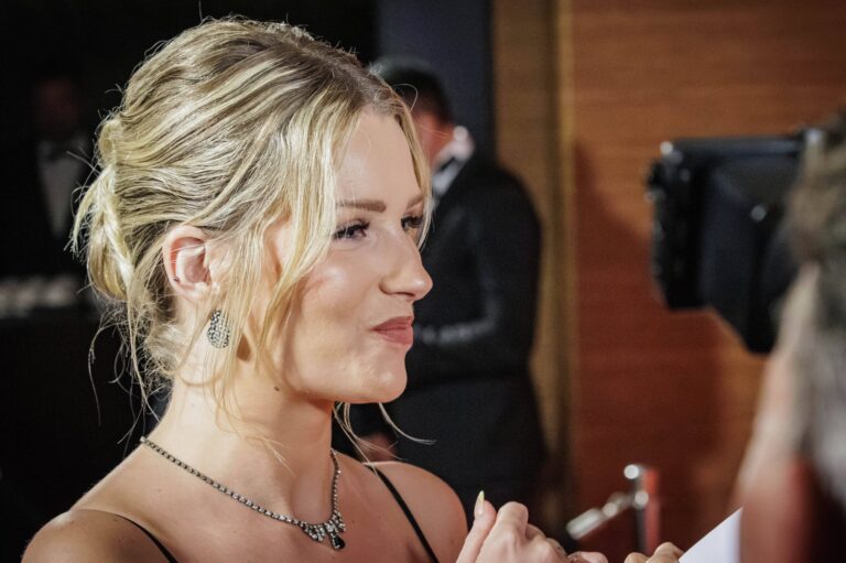 Model Lottie Moss, Halbschwester von Kate Moss, bei einer Charity-Gala in Düsseldorf