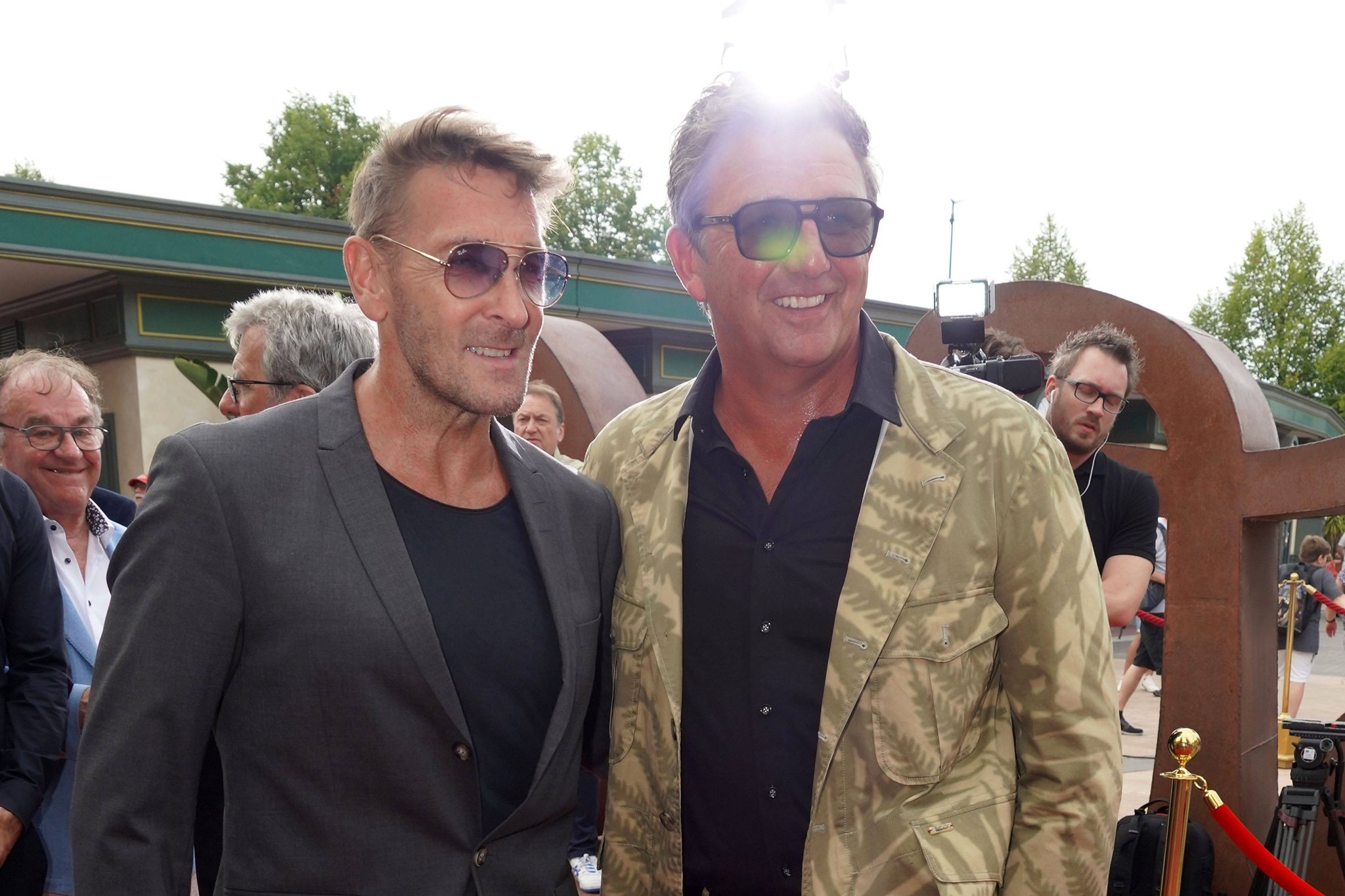 Mark Keller und Hans Sigl, die Stars der ZDF-Serie Der Bergdoktor, bei einem Event im Europa-Park Rust