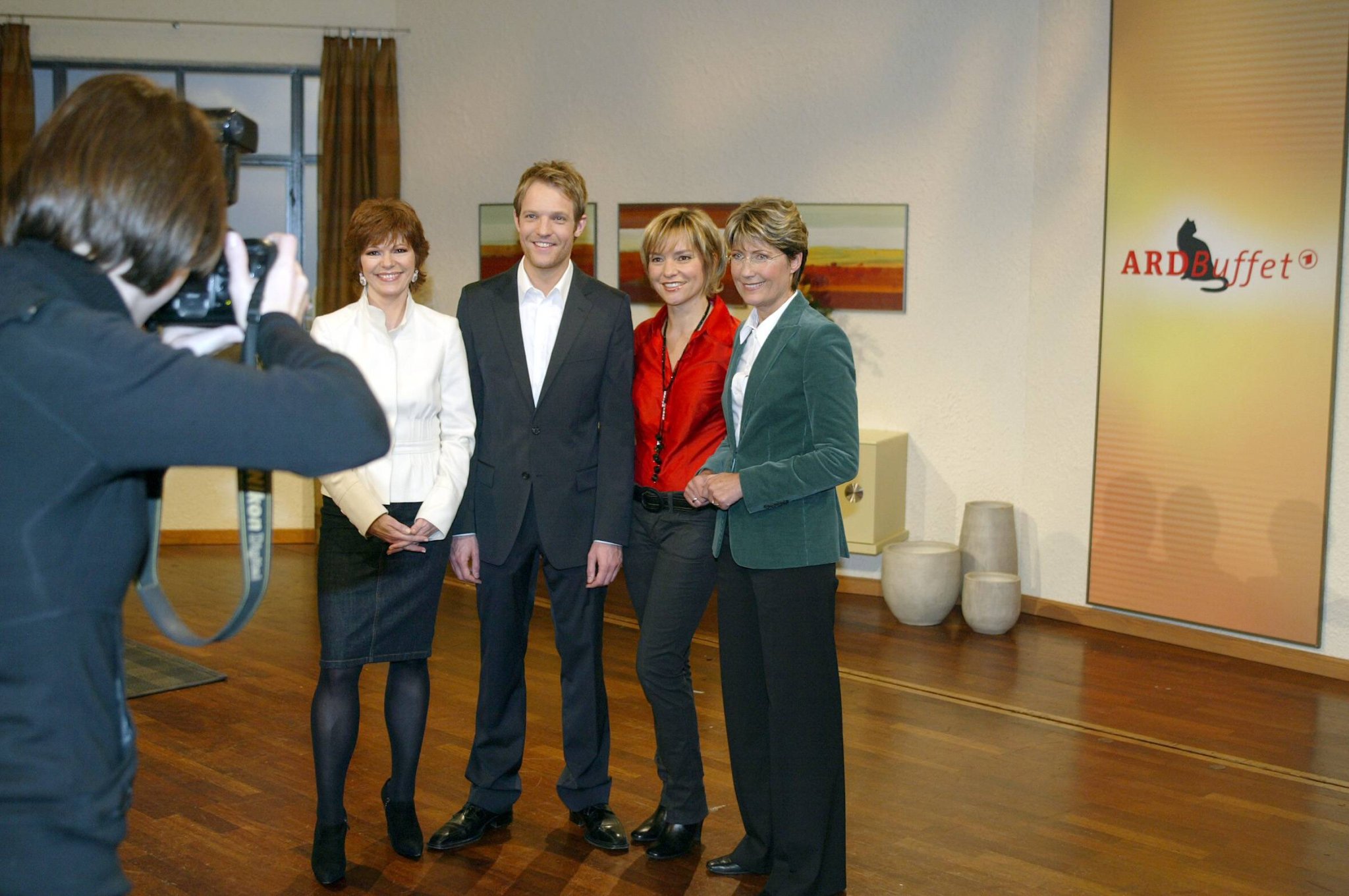 Das Moderatorenteam des ARD-Buffet beim 10-jährigen Jubiläum im Studio in Baden-Baden