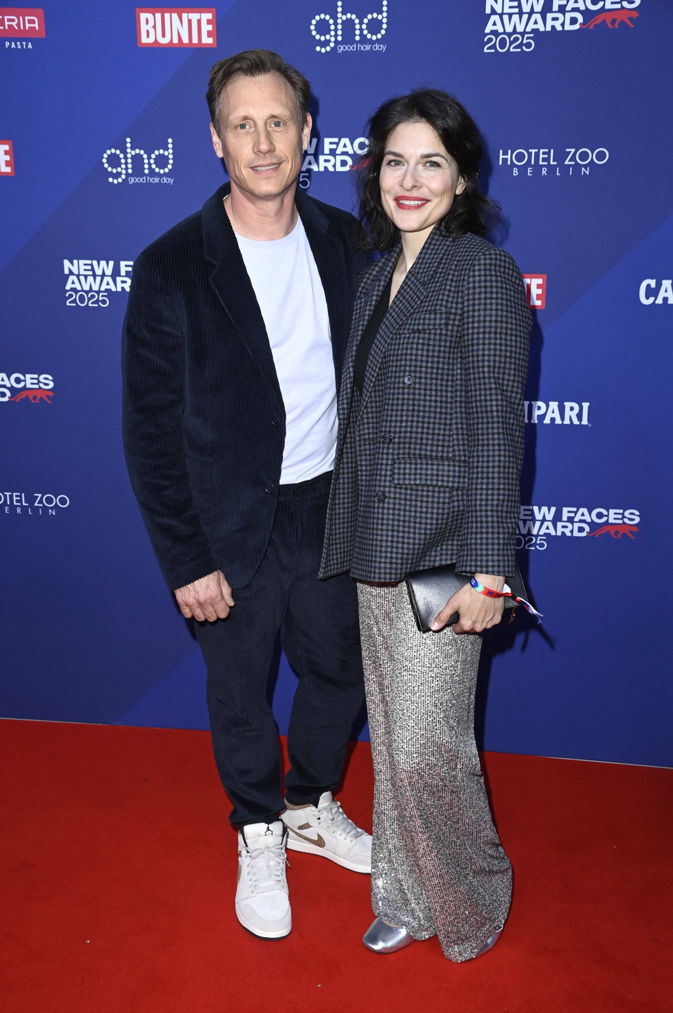 Patrick Kalupa und seine Frau Leonie Parusel bei den Bunte New Faces Awards 2025 in Berlin