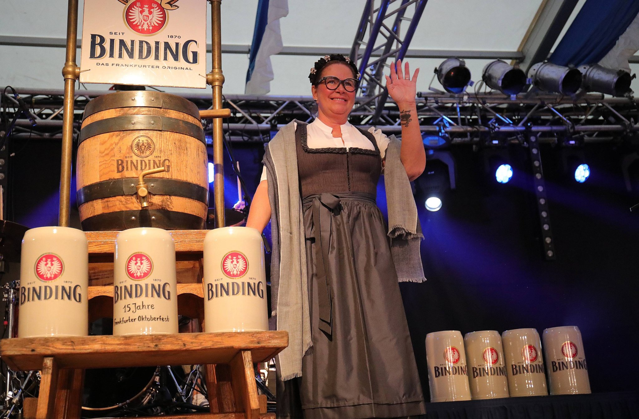 Claudia Effenberg bei der Eröffnung des Frankfurter Oktoberfests 2025