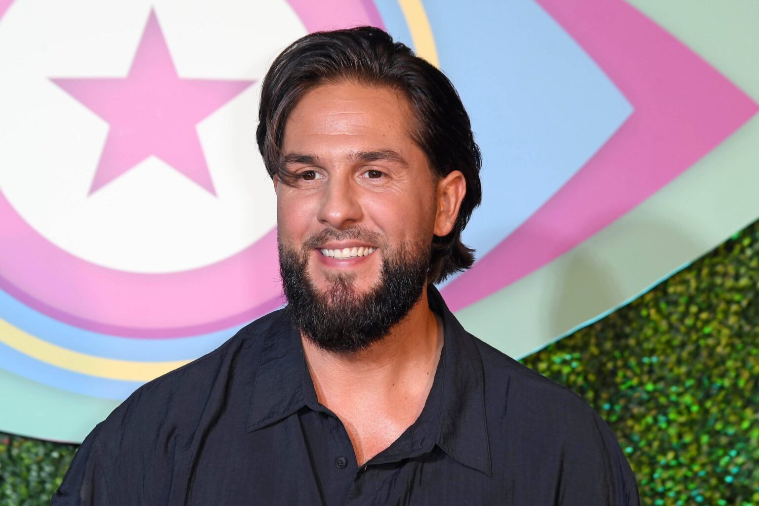 Maurice Dziwak, Sieger von Promi Big Brother 2026, beim Reveal Event in Düsseldorf