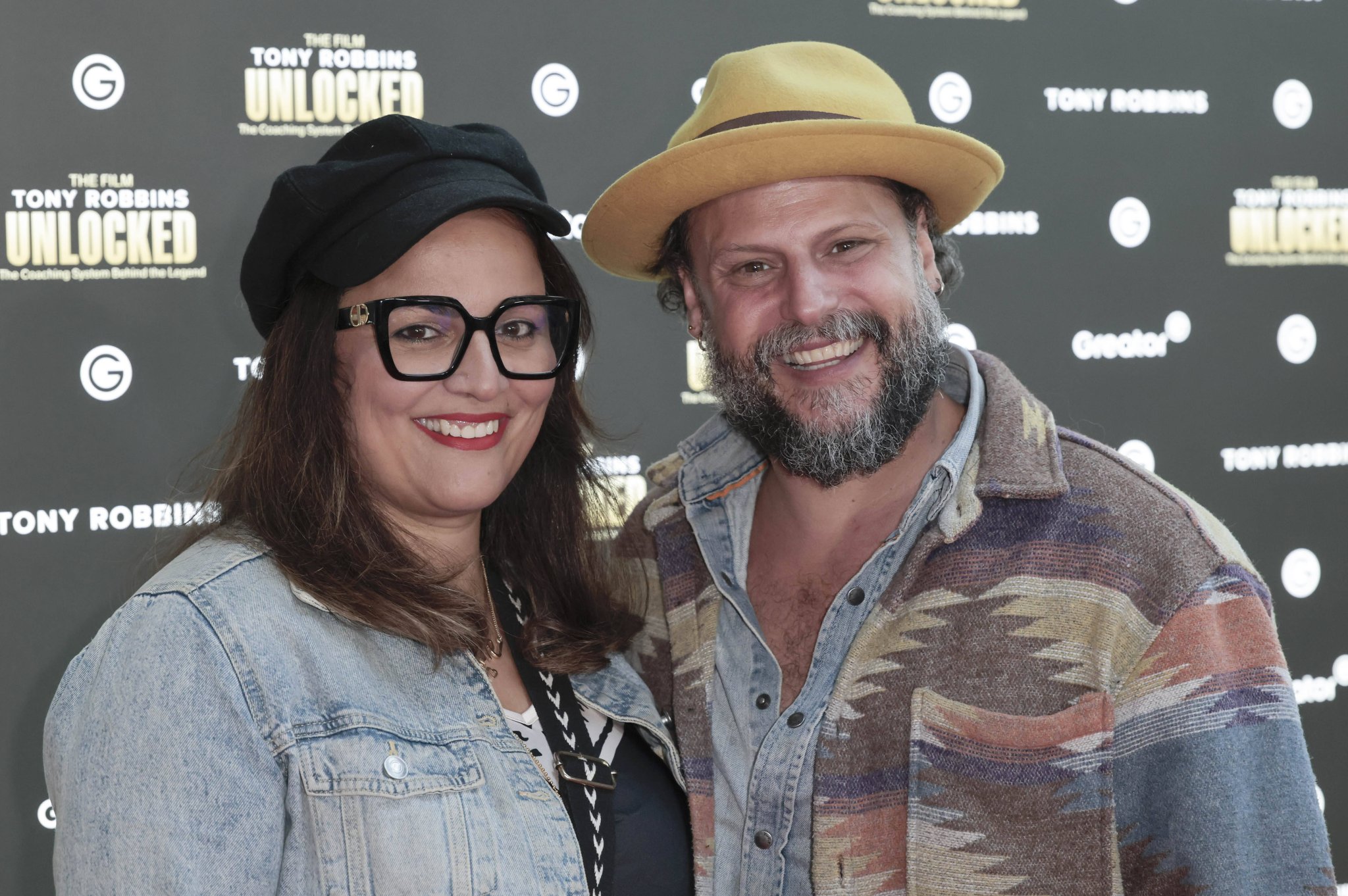 Manuel Cortez mit Ehefrau Saina Bayatpour bei einer Filmpremiere in Köln 2026